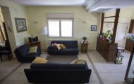 assets/images/properties/for-sale/mekor-haim/MH002/9-min.jpg