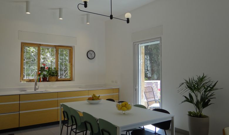 November Kaf-Tet garden apartment